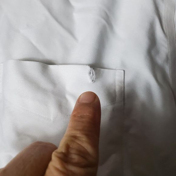 L.L. Bean Slightly Fitted White Long Sleeve Button Down Shirt Size 16-36 - Picture 2 of 8